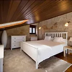 Willa - 5 Bedrooms With Wifi - 7841 A Estrada