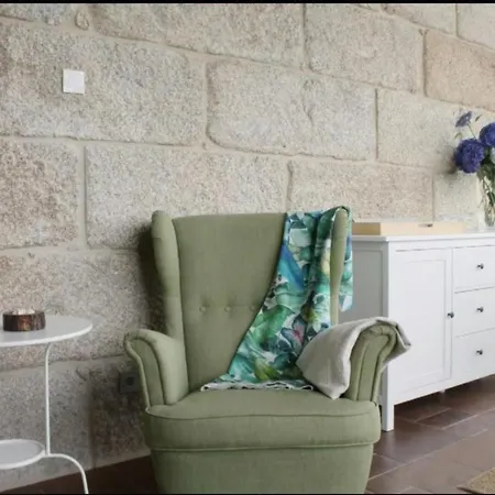 - 5 Bedrooms With Wifi - 7841 *