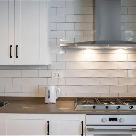 빌라 - 5 Bedrooms With Wifi - 7841 *